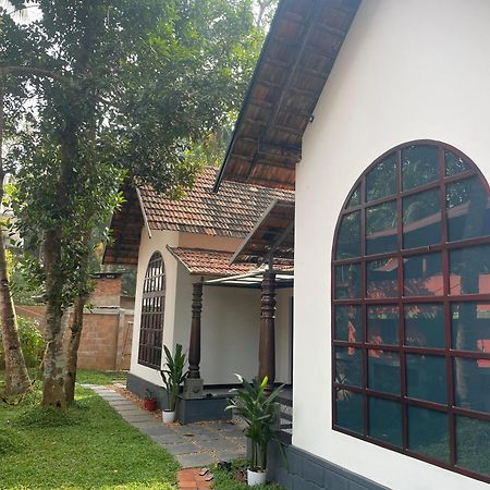 Munroe Plackal Heritage Mundrothuruth Exterior foto