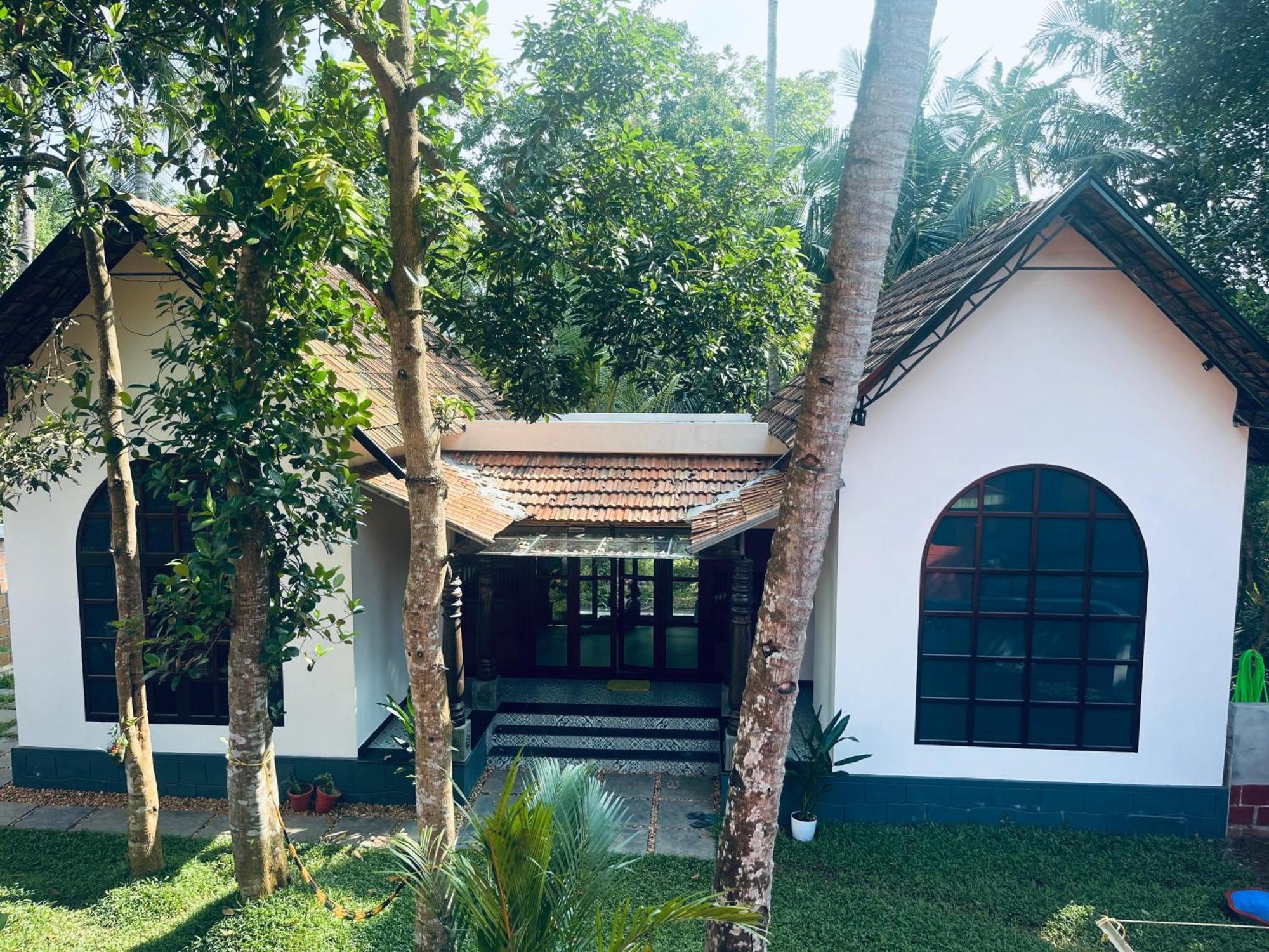 Munroe Plackal Heritage Mundrothuruth Exterior foto
