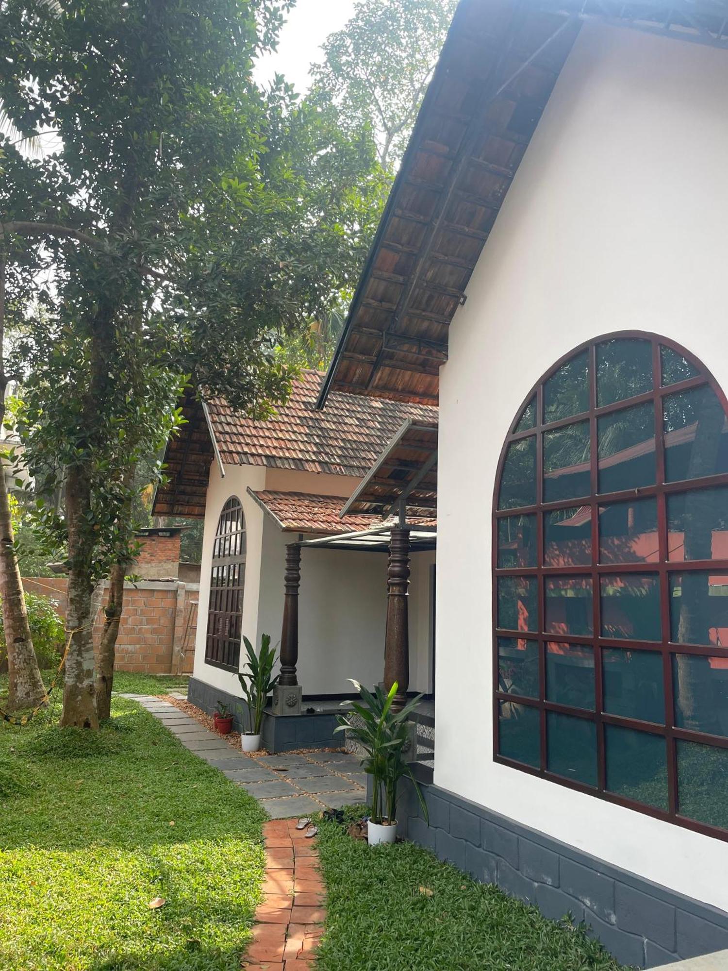 Munroe Plackal Heritage Mundrothuruth Exterior foto
